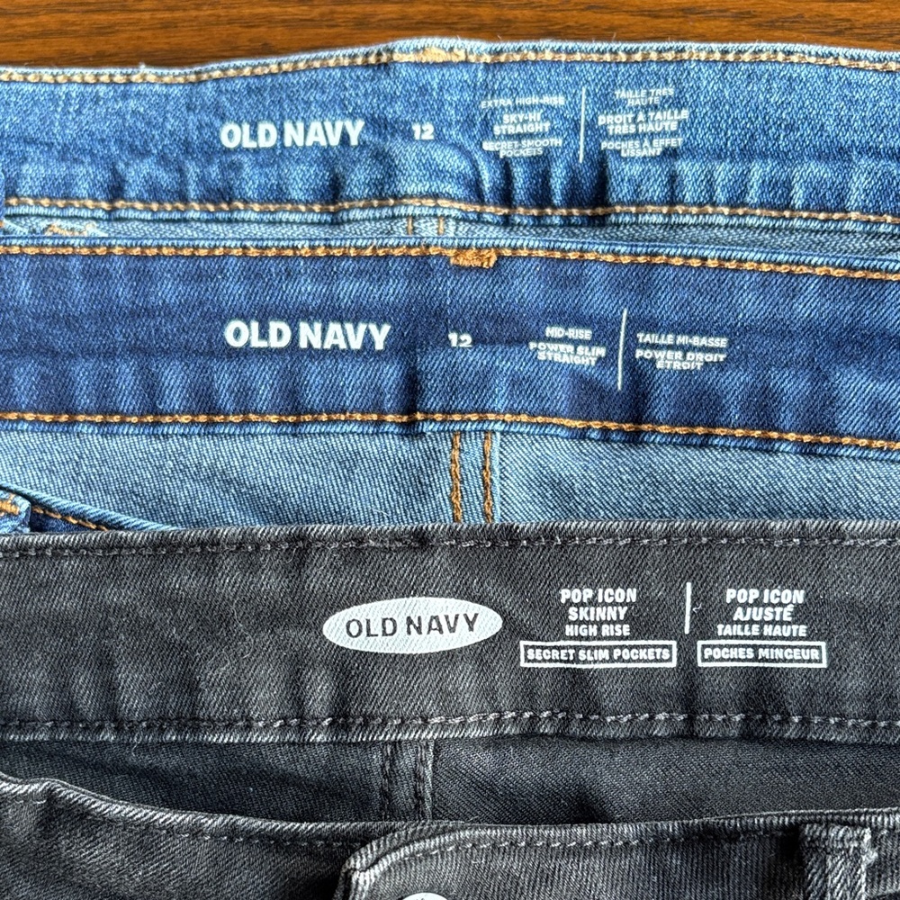 Bundle of 3 pair of Old Navy Jeans black/mid/dark rinse EUC
